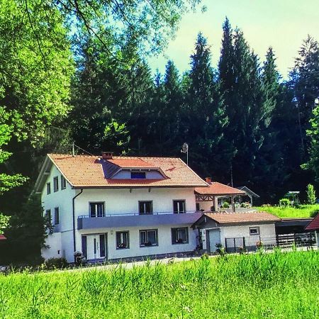 Апартаменты Haus Manuela Фельден-ам-Вёртер-Зе Экстерьер фото